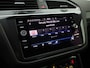 Volkswagen Tiguan 1.5TSI/150PK R-Line DSG · Panoramdak · Navigatie · Camera + Parkeersensoren