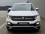 Volkswagen T-Cross 1.0 TSI 110PK Style / LED / Digitale Cockpit / Parkeersensoren V+A / App-Connect / Stoelverwarming **