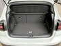 Volkswagen T-Cross 1.0 TSI 110PK Style / LED / Digitale Cockpit / Parkeersensoren V+A / App-Connect / Stoelverwarming **