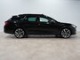 SEAT Leon Sportstourer 1.5 eTSI FR Launch Edition Beats Panorama Trekhaak Navi Alcantara LED Android/Carplay 10