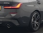 BMW 3-Serie Touring 330e M Sport PHEV 293pk Dealer O.H. Dravitgrau | Head Up | Camera | Laser LED | Sfeerverlichting | Lederen Sportstoelen & Stuur Verwarmd | Apple Carplay | Keyless | Blis | 19"L.M | Virtual | Navigatie | DAB | Plug In Hybrid |