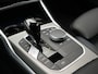 BMW 3-Serie Touring 330e M Sport PHEV 293pk Dealer O.H. Dravitgrau | Head Up | Camera | Laser LED | Sfeerverlichting | Lederen Sportstoelen & Stuur Verwarmd | Apple Carplay | Keyless | Blis | 19"L.M | Virtual | Navigatie | DAB | Plug In Hybrid |