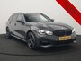 BMW 3-Serie Touring 330e M Sport PHEV 293pk Dealer O.H. | Head Up | Camera | Laser LED | Sfeerverlichting | Lederen Sportstoelen & Stuur Verwarmd | Dravitgrau | Apple Carplay | Keyless | Blis | 19"L.M | Virtual | Navigatie | DAB | Plug In Hybrid |