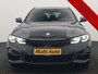 BMW 3-Serie Touring 330e M Sport PHEV 293pk Dealer O.H. | Head Up | Camera | Laser LED | Sfeerverlichting | Lederen Sportstoelen & Stuur Verwarmd | Dravitgrau | Apple Carplay | Keyless | Blis | 19"L.M | Virtual | Navigatie | DAB | Plug In Hybrid |