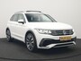 Volkswagen Tiguan 1.4 TSI eHybrid R-Line Business+ Plug In Hybrid 245pk Dealer O.H. PHEV | Panodak | Adaptive Cruise | IQ Light | Camera | Sportstoelen & Stuur Verwarmd | Sfeerverlichting | Keyless | Apple Carplay | Blis | Virtual | Navigatie | DAB |