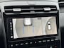 Hyundai Tucson 1.6 T-GDI PHEV Premium Sky 4WD / Dealer Onderhouden / Panoramadak / Standkachel / 360 Camera / Adaptieve Cruise / Apple Carplay & Android Auto / Navigatie / Stoel Verwarming / Stuurwiel Verwarming / Stoel Verkoeling / Elektr. Stoelen / Dodehoek detectie / Achterbank verwarming /