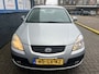 Kia Rio 1.4 X-tra 2006 128000km NWE.APK 3495EU