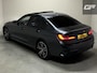 BMW 3-Serie 320e M-Sport Shadow Pano 360° Carplay Sfeerv.
