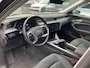 Audi E-tron 55 quattro Advanced edition Plus 95 kWh 95% SOH l Adaptive cruise control l Glazen panoramadak l Stoelverwarming l Luchtvering l Apple Carplay / Android Auto l Parkeersensoren l Elektr. voorst. geheugen best. l Matrix-LED l Privacy glas