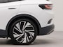 Volkswagen ID.4 Max 77 kWh incl wegklapbare trekhaak | SoH 90,2 % | Panorama dak | Wegklapbare trekhaak | Apple Carplay | Navigatie | Rondomzicht camera | Parkeersensoren voor en achter | Warmtewerende voorruit | Voorstoelen verwarmd | Wi