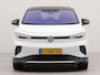 Volkswagen ID.4 Max 77 kWh incl wegklapbare trekhaak | SoH 90,2 % | Panorama dak | Wegklapbare trekhaak | Apple Carplay | Navigatie | Rondomzicht camera | Parkeersensoren voor en achter | Warmtewerende voorruit | Voorstoelen verwarmd | Wi