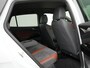 Volkswagen ID.4 Max 77 kWh incl wegklapbare trekhaak | SoH 90,2 % | Panorama dak | Wegklapbare trekhaak | Apple Carplay | Navigatie | Rondomzicht camera | Parkeersensoren voor en achter | Warmtewerende voorruit | Voorstoelen verwarmd | Wi
