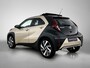 Toyota Aygo X 1.0 VVT-i S-CVT Envy | Stoelverwarming | Elektrisch vouwdak |
