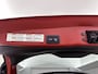 Toyota Yaris Cross 1.5 Hybrid 130 Executive | BTW voertuig | Dodehoek detectie | Stoel+stuurverwarming | Parkeersensoren voor+achter | Elektrische achterklep | Draadloze telefoonlader | Apple CarPlay/Android auto |
