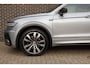 Volkswagen Tiguan Allspace 1.5 TSI 150pk DSG Highline Business R 7p. | 7 Personen | Panoramdak | Trekhaak Wegklapbaar