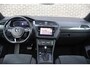 Volkswagen Tiguan Allspace 1.5 TSI 150pk DSG Highline Business R 7p. | 7 Personen | Panoramdak | Trekhaak Wegklapbaar