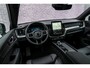 Volvo XC60 2.0 T8 Plug-in hybrid AWD Black Edition | PHEV | Panoramadak | Achteruitrijcamera | Harman Kardon Audio | Lichtmetalen Velgen 21 inch | Sportstoelen | Keyless Entry | Stuur- / Stoelverwarming | Keyless | Navigatie | Apple Carplay | Android Auto