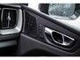 Volvo XC60 2.0 T8 Plug-in hybrid AWD Black Edition | PHEV | Panoramadak | Achteruitrijcamera | Harman Kardon Audio | Lichtmetalen Velgen 21 inch | Sportstoelen | Keyless Entry | Stuur- / Stoelverwarming | Keyless | Navigatie | Apple Carplay | Android Auto