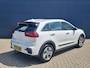 Kia Niro EV e-Niro 64kWh 204pk DynamicLine | WINTERSALE | Trekhaak | All Season Banden | Climate Control | Camera | Dealer Onderhouden |