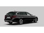 BMW 5-Serie Touring 530e Business Edition Plus Luxury Line - Trekhaak - Panoramadak - Driving Assistant Professional - Harman Kardon - Head up - Elektrisch verwarmde voorstoelen - Parking Assistant Plus - Comfort acces -
