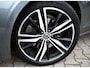 Volvo V60 2.0 T6 Recharge AWD R-Design | Pano | Leder | Led | Memory | ACC | Trekhaak | Stoel & Stuurwielverwarming | Adaptive Cruise | Harmon Kardon | Keyless | Camera | Dodehoek |