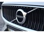 Volvo V60 2.0 T4 Momentum Pro | Adaptieve Cruise Control | Standkachel | Trekhaak | Stoel- en stuurverwarming | Actieve LED koplampen | Lederen bekleding | Achterbankverwarming | Dode hoek detectie BLIS |
