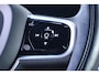 Volvo V60 2.0 T4 Momentum Pro | Adaptieve Cruise Control | Standkachel | Trekhaak | Stoel- en stuurverwarming | Actieve LED koplampen | Lederen bekleding | Achterbankverwarming | Dode hoek detectie BLIS |