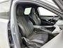 Peugeot 3008 SUV GT Hybrid 145pk Automaat | Navigatie | 360° Camera | Handsfree achterklep | Climate Control | Adaptieve Cruise Control | Matrix Led koplampen | Keyless | Parkeersensoren v+a | Leder/Alcantara | Stoel- en stuurverwarming | Dodehoeksensor | Draadloze Apple Carplay / Android Auto | DAB+ radio | Donker getint glas | 19" lichtmetalen velgen |
