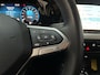 Volkswagen Golf 1.0 TSI 110pk Life Virtual Cockpit Parkeersensoren App-Connect DAB+