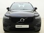 Volvo XC40 T4 211pk Recharge R-Design / Panoramadak / Trekhaak / 19'' + All Season / Keyless / Nubuck / Keyless / Stoel + Stuurw. Verwarming / PDC + Camera / DAB /