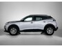 Peugeot 2008 SUV Style 100pk | Navigatie | Achteruitrijcamera | Climate Control | Cruise Control | Parkeersensoren | Led koplampen | Apple Carplay / Android Auto | Bluetooth | DAB+ radio | Donker getint glas | 16" lichtmetalen velgen |