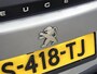 Peugeot 2008 SUV Style 100pk | Navigatie | Achteruitrijcamera | Climate Control | Cruise Control | Parkeersensoren | Led koplampen | Apple Carplay / Android Auto | Bluetooth | DAB+ radio | Donker getint glas | 16" lichtmetalen velgen |