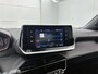 Peugeot 2008 SUV Style 100pk | Navigatie | Achteruitrijcamera | Climate Control | Cruise Control | Parkeersensoren | Led koplampen | Apple Carplay / Android Auto | Bluetooth | DAB+ radio | Donker getint glas | 16" lichtmetalen velgen |