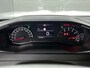 Peugeot 2008 SUV Style 100pk | Navigatie | Achteruitrijcamera | Climate Control | Cruise Control | Parkeersensoren | Led koplampen | Apple Carplay / Android Auto | Bluetooth | DAB+ radio | Donker getint glas | 16" lichtmetalen velgen |