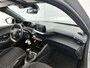 Peugeot 2008 SUV Style 100pk | Navigatie | Achteruitrijcamera | Climate Control | Cruise Control | Parkeersensoren | Led koplampen | Apple Carplay / Android Auto | Bluetooth | DAB+ radio | Donker getint glas | 16" lichtmetalen velgen |
