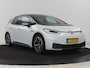 Volkswagen ID.3 First Plus 58 kWh | Stoel & stuurverwarming | Camera | Adaptive cruise | Sfeerverlichting | Carplay | Navigatie | Matrix LED | Parkeerhulp | Sfeerverlichting | Climate control