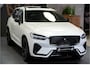 Volvo XC60 2.0 T8 AWD 335kW/456pk Aut8 MJ2026 Plug-in hybrid Ultra Black Edition HARMAN/KARDON + PANORAMADAK + BLIS + HEAD-UP + PILOT ASSIST + STOELVERWARMING V&A + ADAPT.CRUISE + GOOGLE DASH&SERVICES + STUURVERWARMING + 360 CAMERA + 21" LM-VELGEN!!