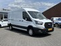 Ford Transit GB 310 L3H2 TDCi 130pk Trend | WINTERSALE | 12 inch Navigatie | Parkeersensoren v/a | 3 Zits | Trekhaak | Airconditioning | Voorruitverwarming |