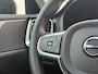 Volvo V60 B4 Automaat Essential Edition | 19" Lichtmetalen velgen | Lederen bekleding | Climate Pack | Driver Assist Pack | Trekhaak semi elektrisch inklapbaar | Extra getint glas achter | Dubbel geïntegreerde eindpijp | Bright exterieurdetails