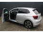 Volkswagen Polo 1.0 TSI R-Line Highline Business R | incl. 12 maanden garantie | Climate control | Sportstoelen | Camera | LED verlichting | Navigatie | App Connect | PDC V+A | Adaptive Cruise | Park Assist | DAB+ ontvanger | Dealer onderhouden |
