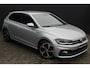 Volkswagen Polo 1.0 TSI R-Line Highline Business R | incl. 12 maanden garantie | Climate control | Sportstoelen | Camera | LED verlichting | Navigatie | App Connect | PDC V+A | Adaptive Cruise | Park Assist | DAB+ ontvanger | Dealer onderhouden |