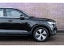 Volvo XC40 T4 Recharge Inscription | Navigatie | Stoelverwarming | Adaptieve Cruise Control | Elek. Achterklep | Camera | Trekhaak | Park Assist | Volvo On Call | 18" LM