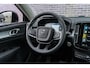 Volvo XC40 T4 Recharge Inscription | Navigatie | Stoelverwarming | Adaptieve Cruise Control | Elek. Achterklep | Camera | Trekhaak | Park Assist | Volvo On Call | 18" LM