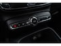 Volvo XC40 T4 Recharge Inscription | Navigatie | Stoelverwarming | Adaptieve Cruise Control | Elek. Achterklep | Camera | Trekhaak | Park Assist | Volvo On Call | 18" LM