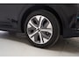 Kia Niro EV e-Niro 64 kWh DynamicLine 3-Fase [ Nav Half-leder Warmtepomp Stoelverwarming Apple/Android ]