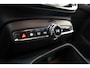 Volvo XC40 Recharge P8 AWD R-Design 3-Fase [ Navi Stoelverwarming Apple/Android ]