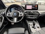 BMW 5-Serie Touring 530e xDrive M Sport Trekhaak Panoramadak Head-Up Display Leder Dynamic Damping Control Driving Assistant Professional Parkeerassistent-pakket Plus Laser