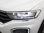 Volkswagen T-Roc 1.5TSI/150PK Sport · Panoramadak ·  Navigatie · Apple Carplay/Android Auto ·