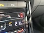 Volkswagen T-Roc 1.0 TSI R-Line / 2X R-LINE/ ACC/ APP-CONNECT/ PARK.SENSOREN V+A/ CAMERA/ STOELVERWARMING/ NAVI/ LANE-ASSIST/ IQ-LIGHT/ DIGITAL DASH/ RIJ-MODI/ CLIMA/ DAB/ ISOFIX/ 17'' LMV