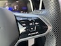 Volkswagen T-Roc 1.0 TSI R-Line / 2X R-LINE/ ACC/ APP-CONNECT/ PARK.SENSOREN V+A/ CAMERA/ STOELVERWARMING/ NAVI/ LANE-ASSIST/ IQ-LIGHT/ DIGITAL DASH/ RIJ-MODI/ CLIMA/ DAB/ ISOFIX/ 17'' LMV
